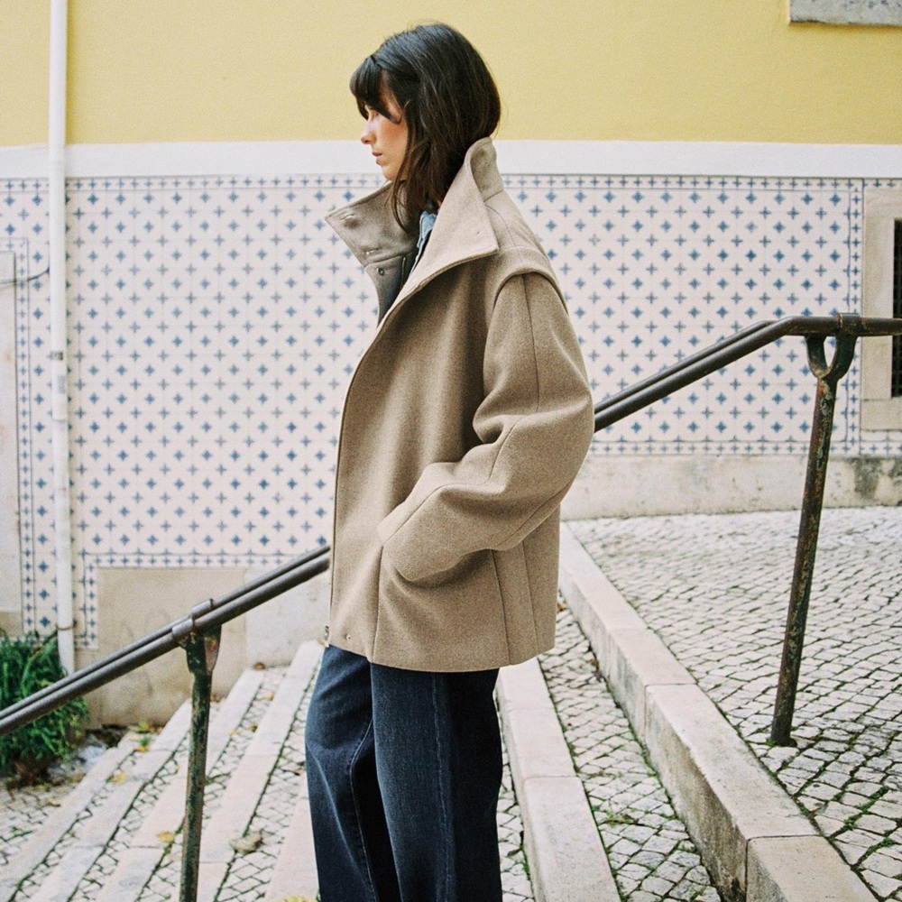 Zara SHORT WOOL COAT WITH HIGH NECK